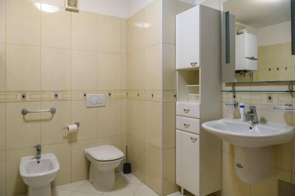 Apartment Sunce Пула Екстериор снимка