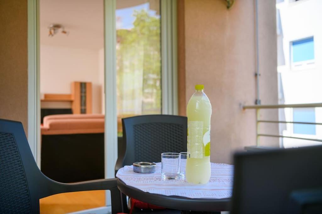 Apartment Sunce Пула Екстериор снимка